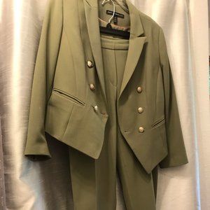 Pants Suit